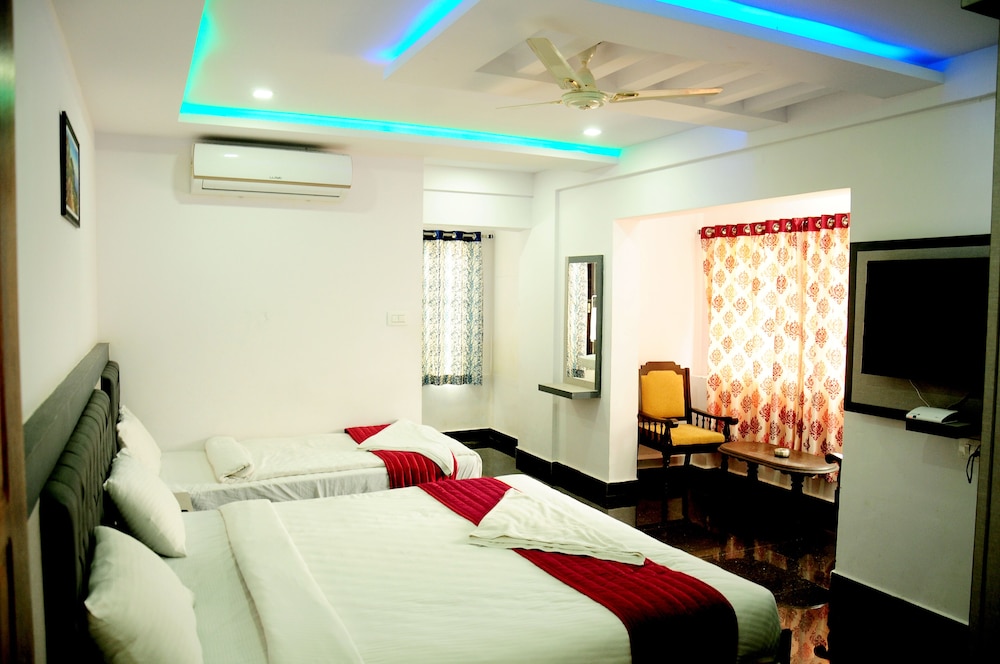 Sree Durga Hotel Hill View