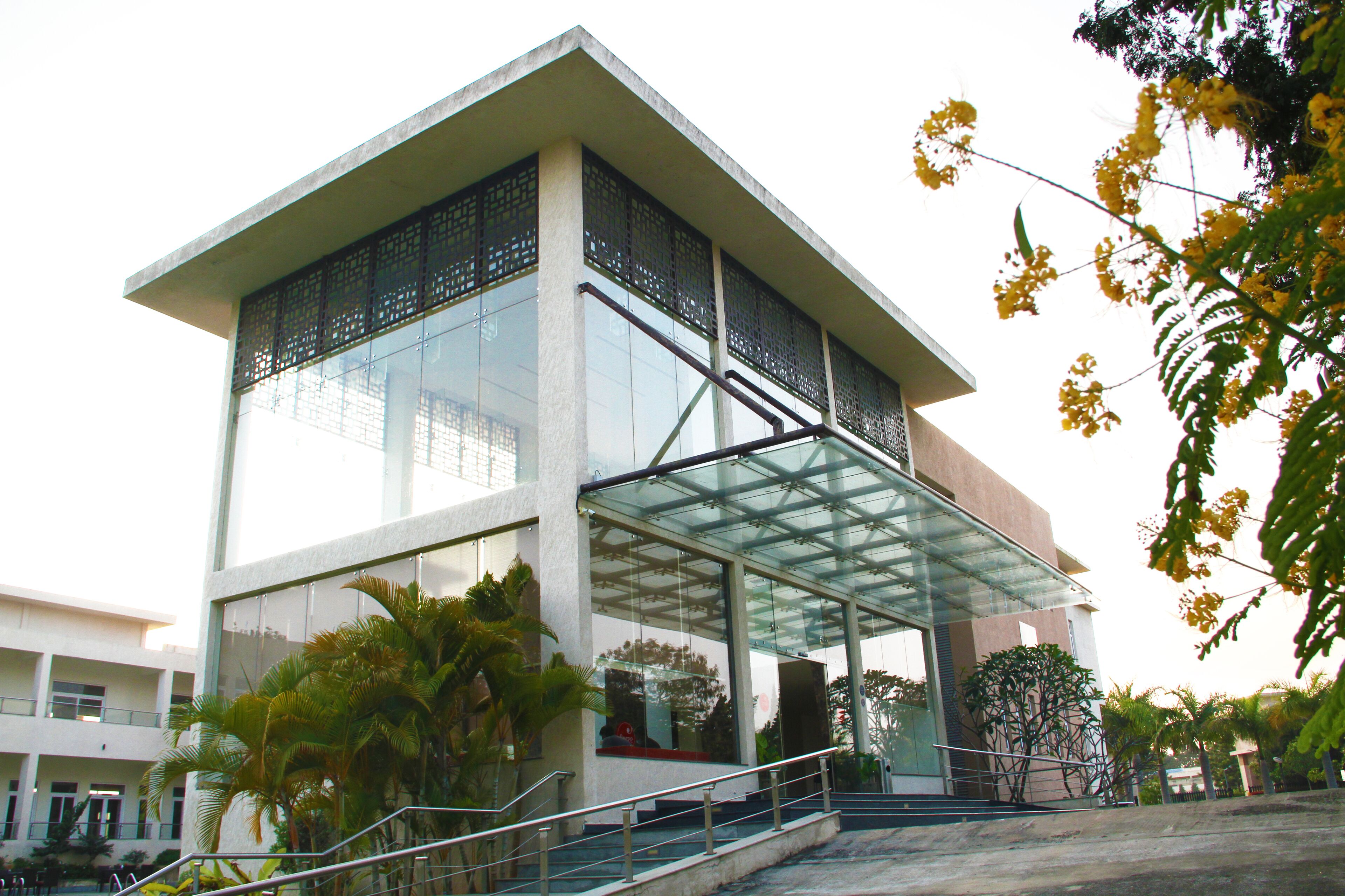 Spree Resort At Century Wintersun