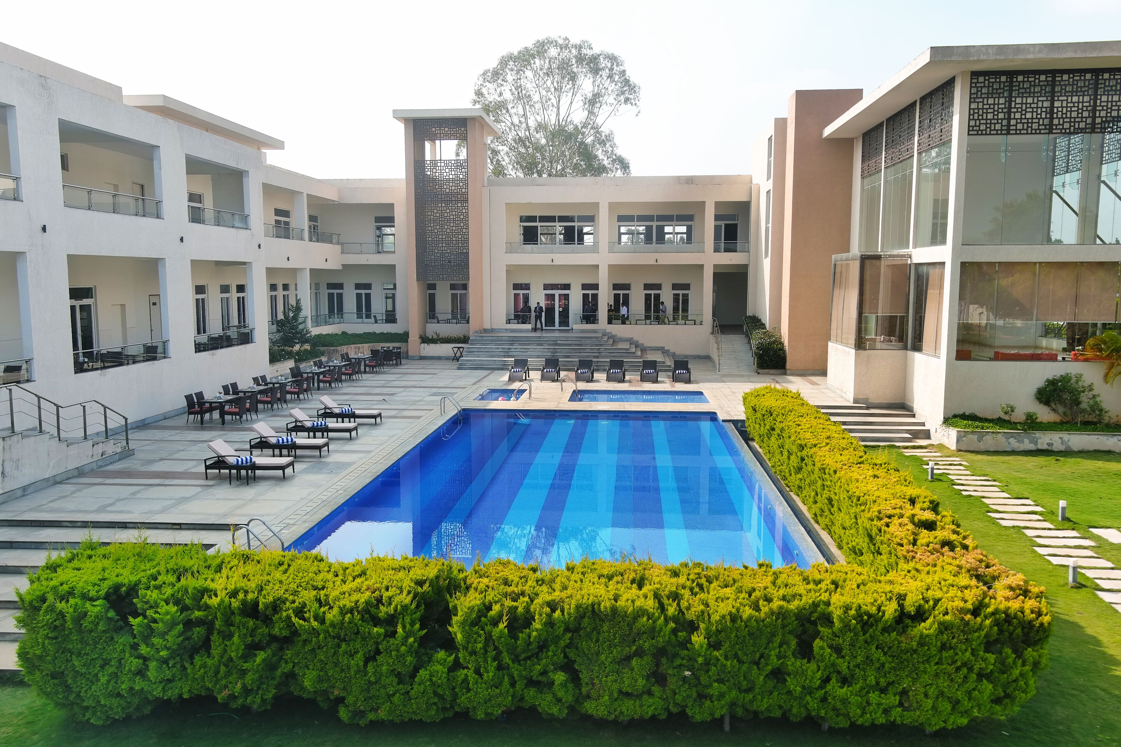 Spree Resort At Century Wintersun