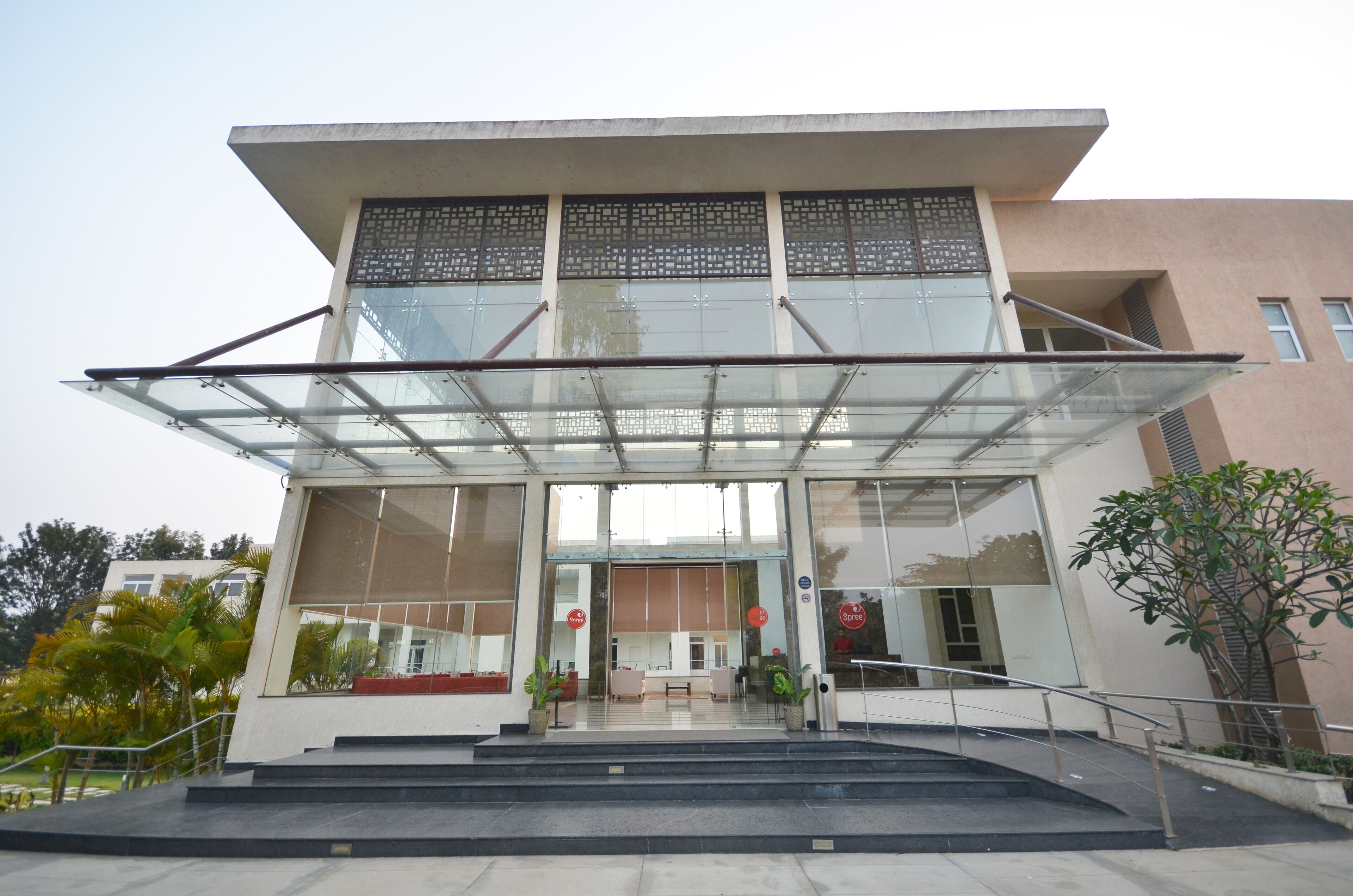 Spree Resort At Century Wintersun