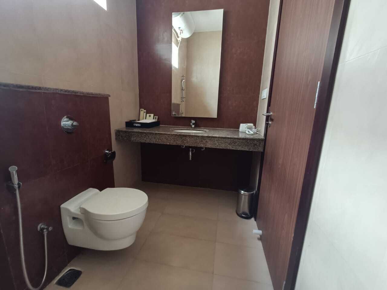 Spree Resort At Century Wintersun