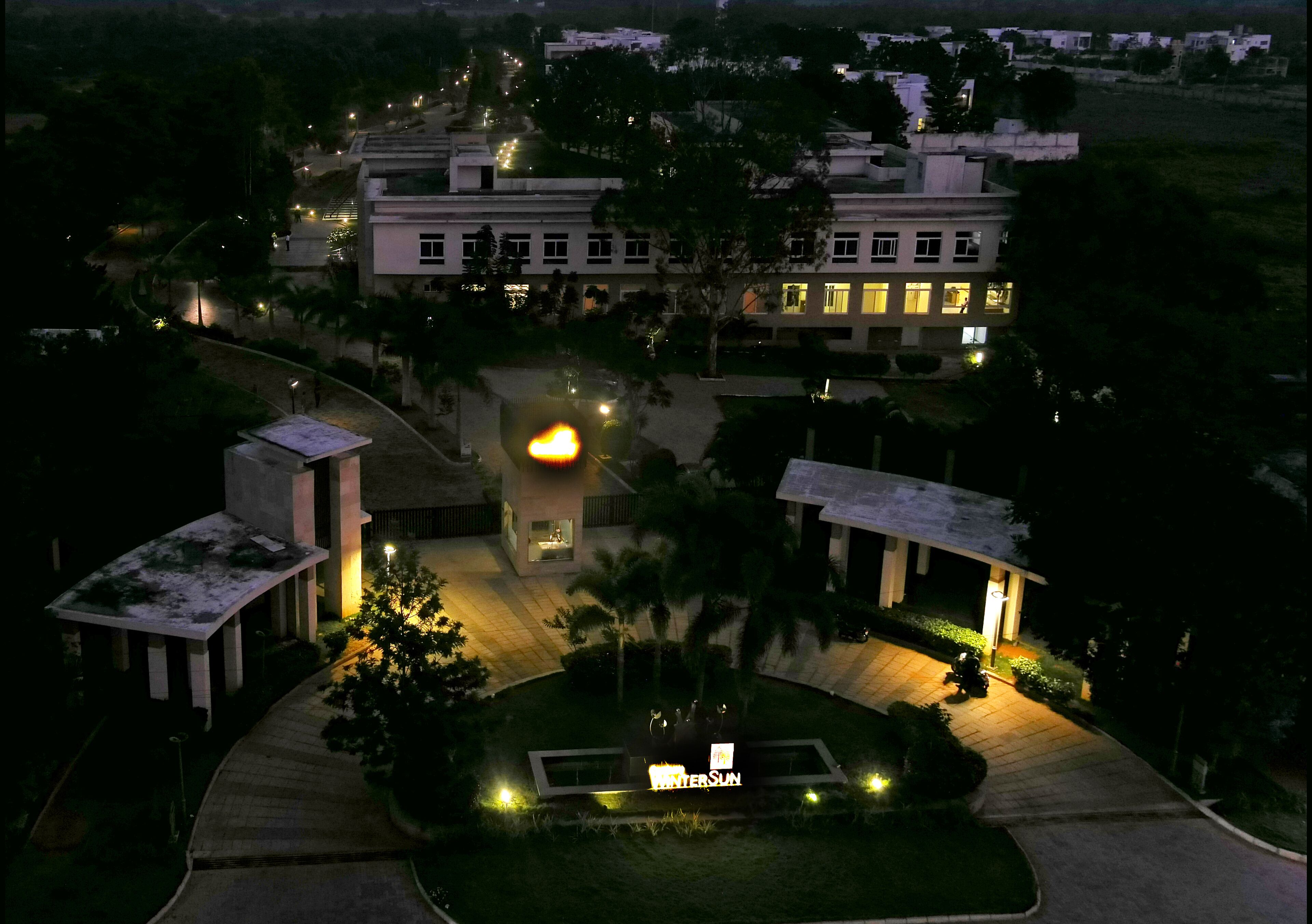 Spree Resort At Century Wintersun