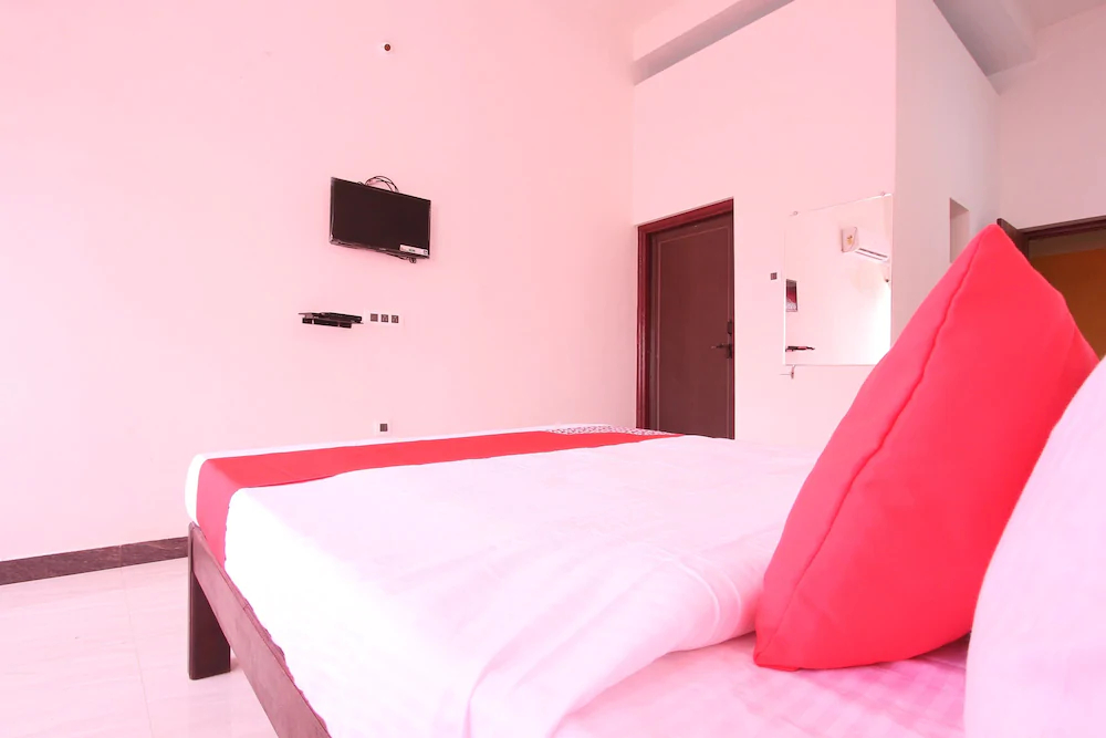 Hotel Royal Valley By OYO Rooms
