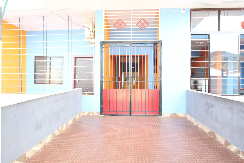 Hotel Royal Valley By OYO Rooms