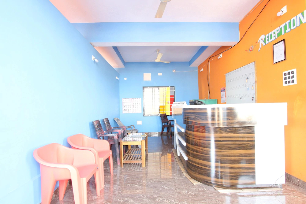 Hotel Royal Valley By OYO Rooms