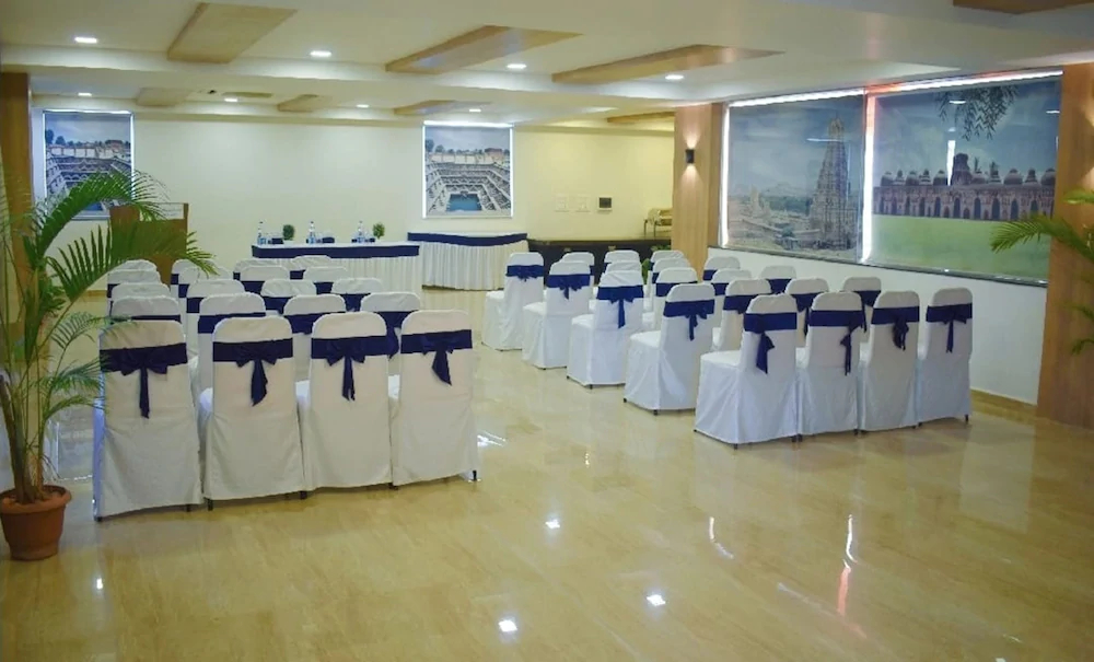 Clarks Inn Hampi