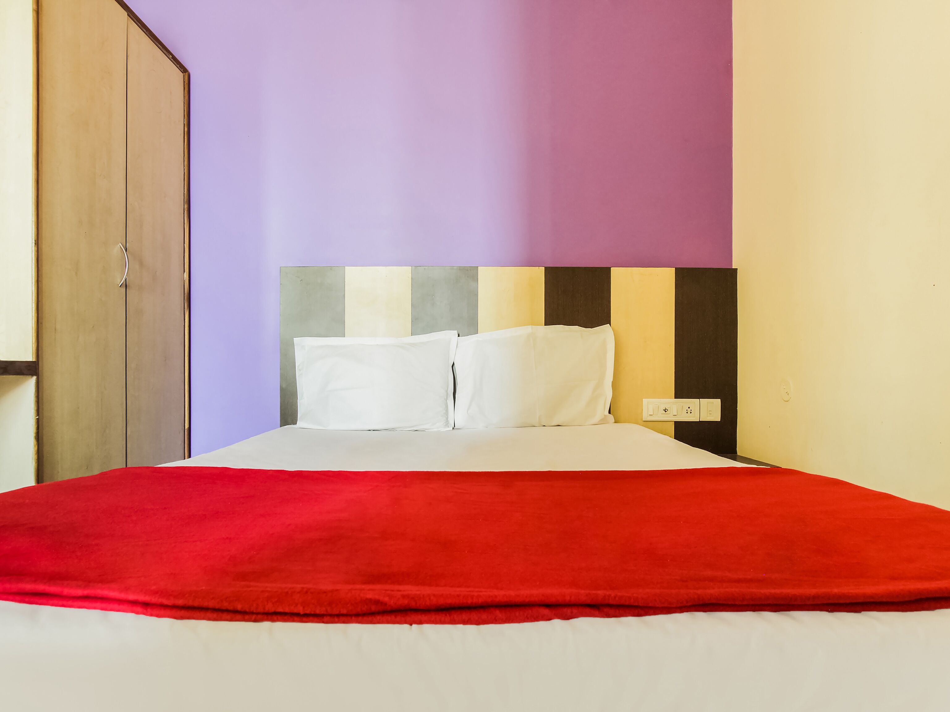 Hotel Hoysala Deluxe Lodging by OYO Rooms