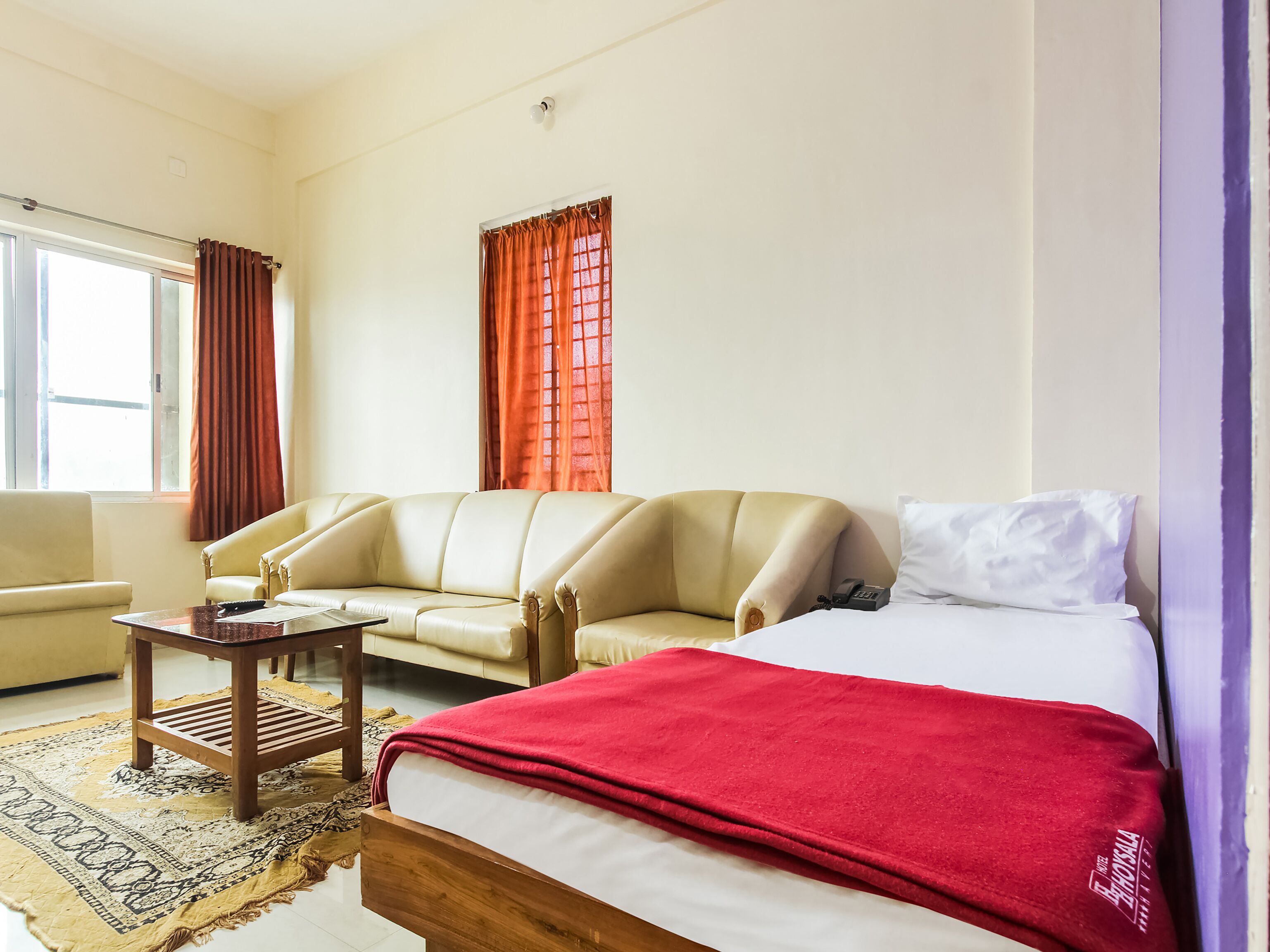 Hotel Hoysala Deluxe Lodging by OYO Rooms