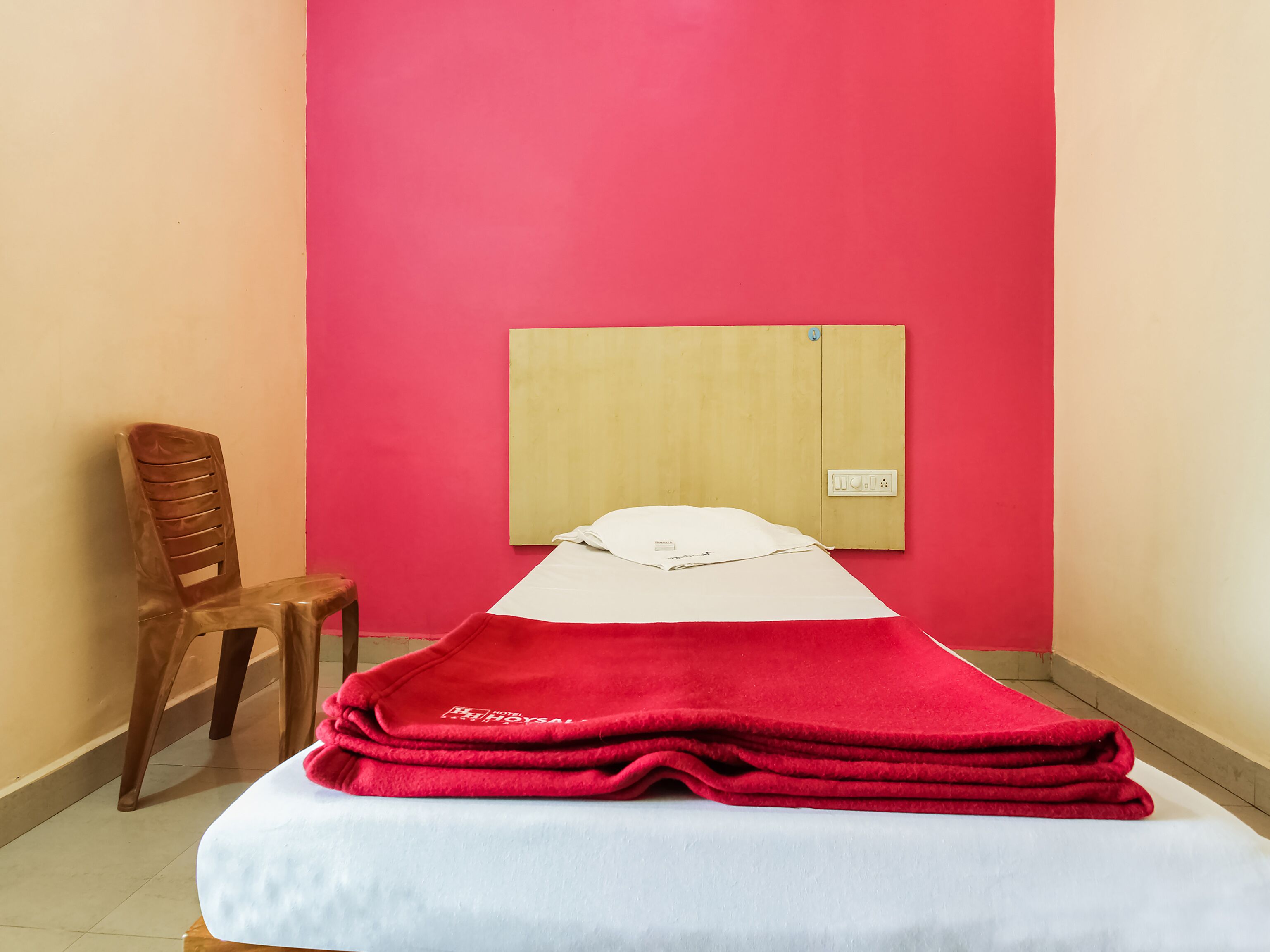 Hotel Hoysala Deluxe Lodging by OYO Rooms