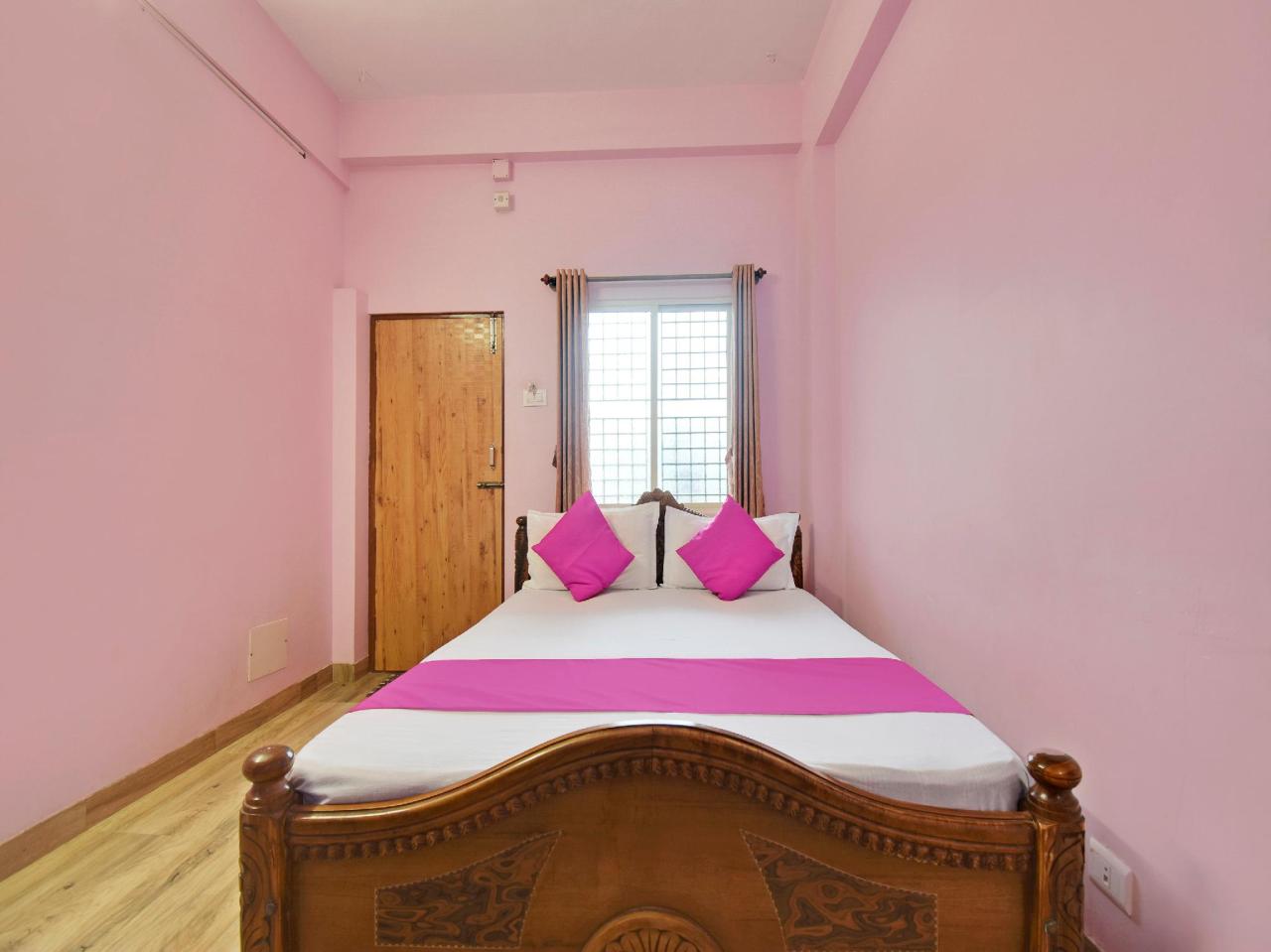 Anil Lodge by OYO Rooms