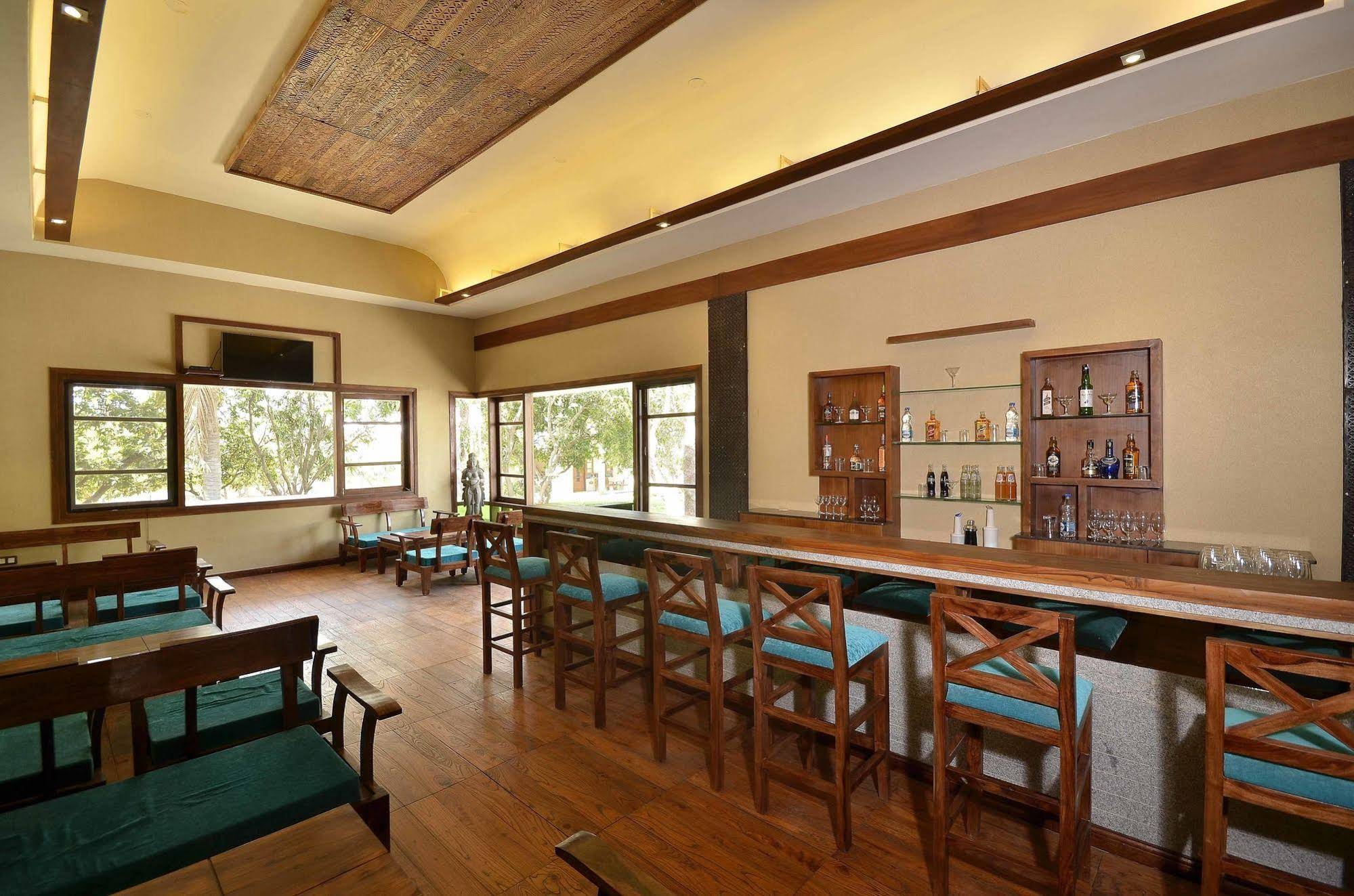 Hotel Heritage Resort Hampi