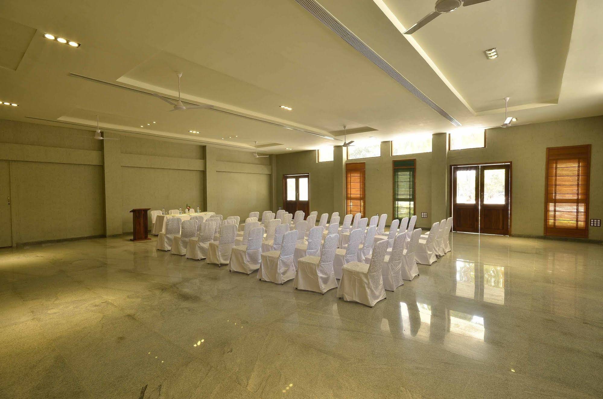 Hotel Heritage Resort Hampi