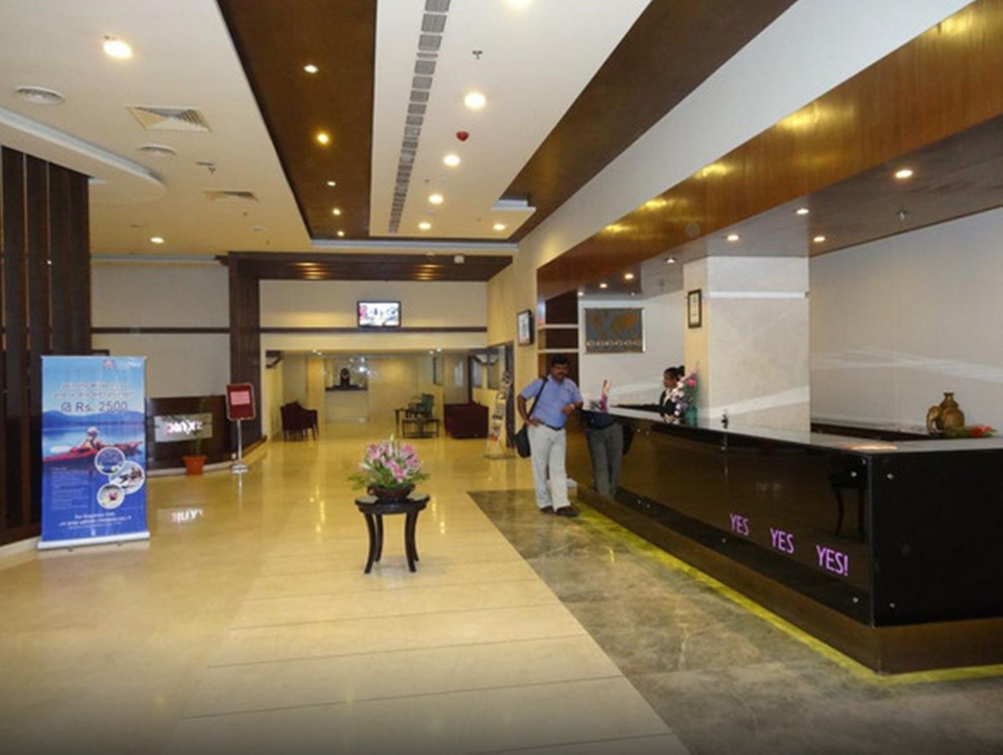 Royal Orchid Central, Kireeti, Hampi