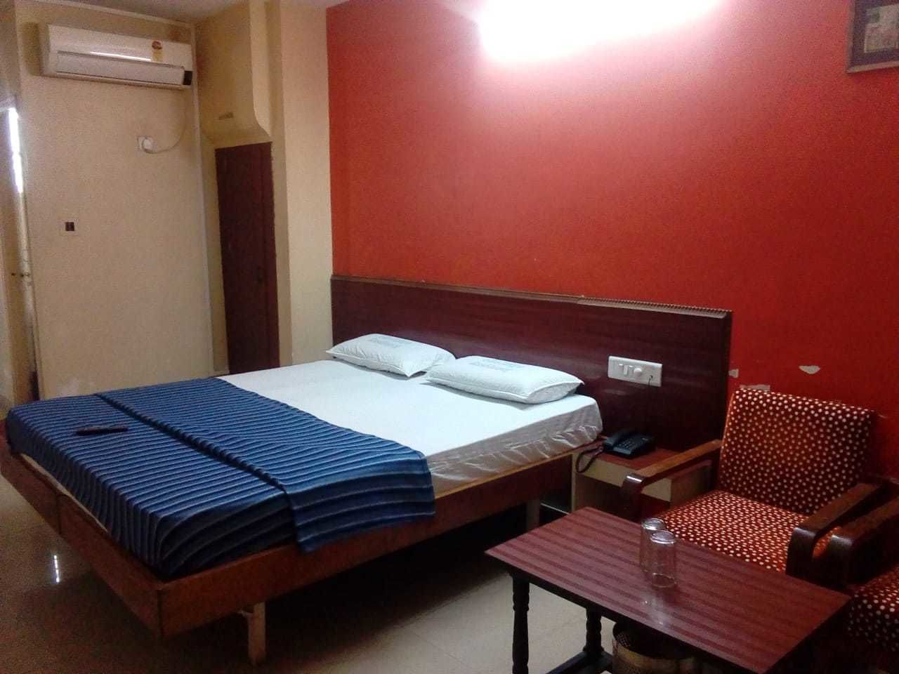 Chalukya Residency by OYO Rooms