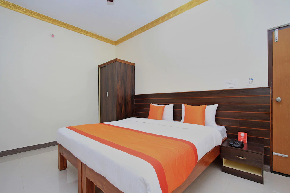 Bright Inn Comforts