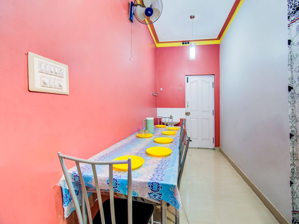 Dreamland Homestay by OYO Rooms