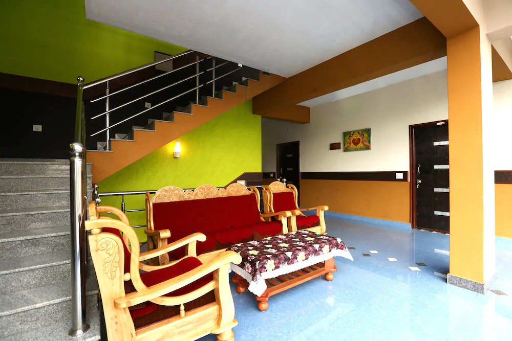 Nanjunda Palace By OYO Rooms