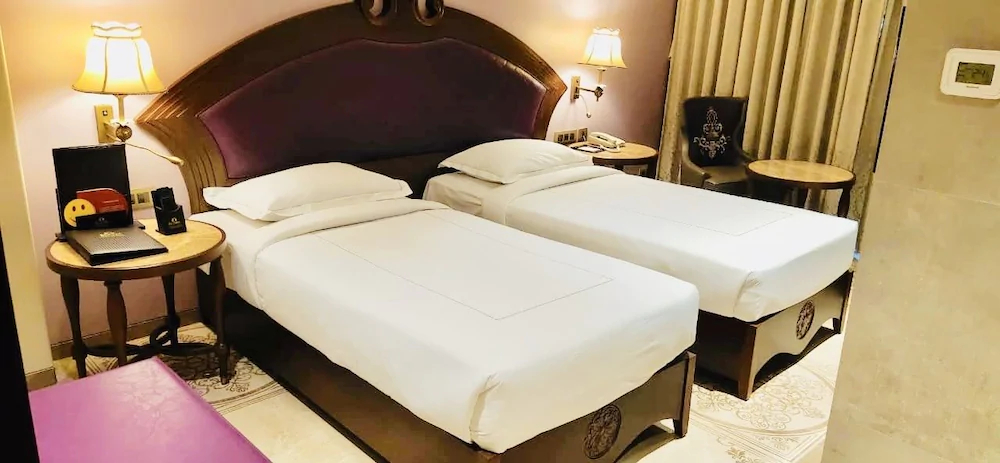 Hotel Sai Palace