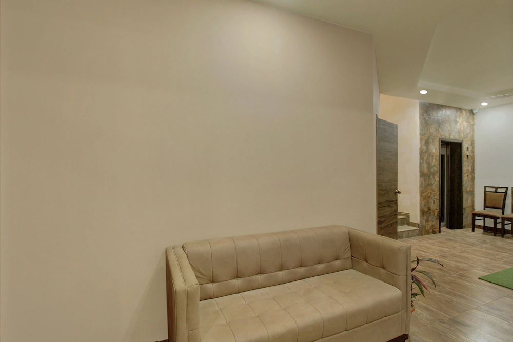 Laxman Residency by OYO