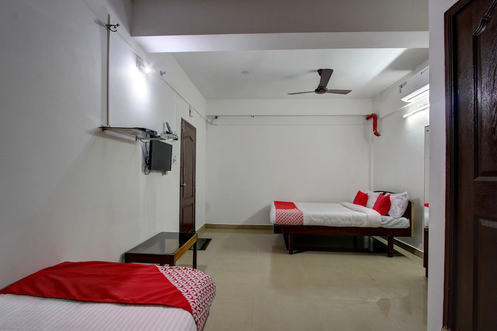OYO 22441 Hotel Shanthala Boarding And Lodge