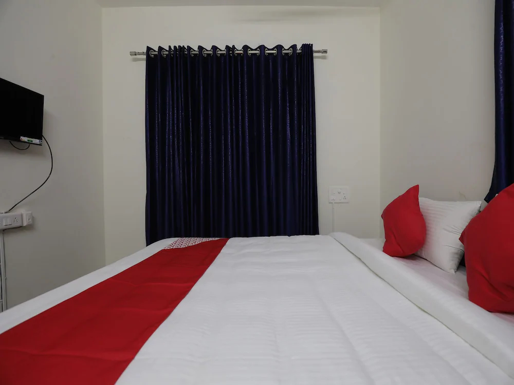 Rachana Palace by OYO Rooms