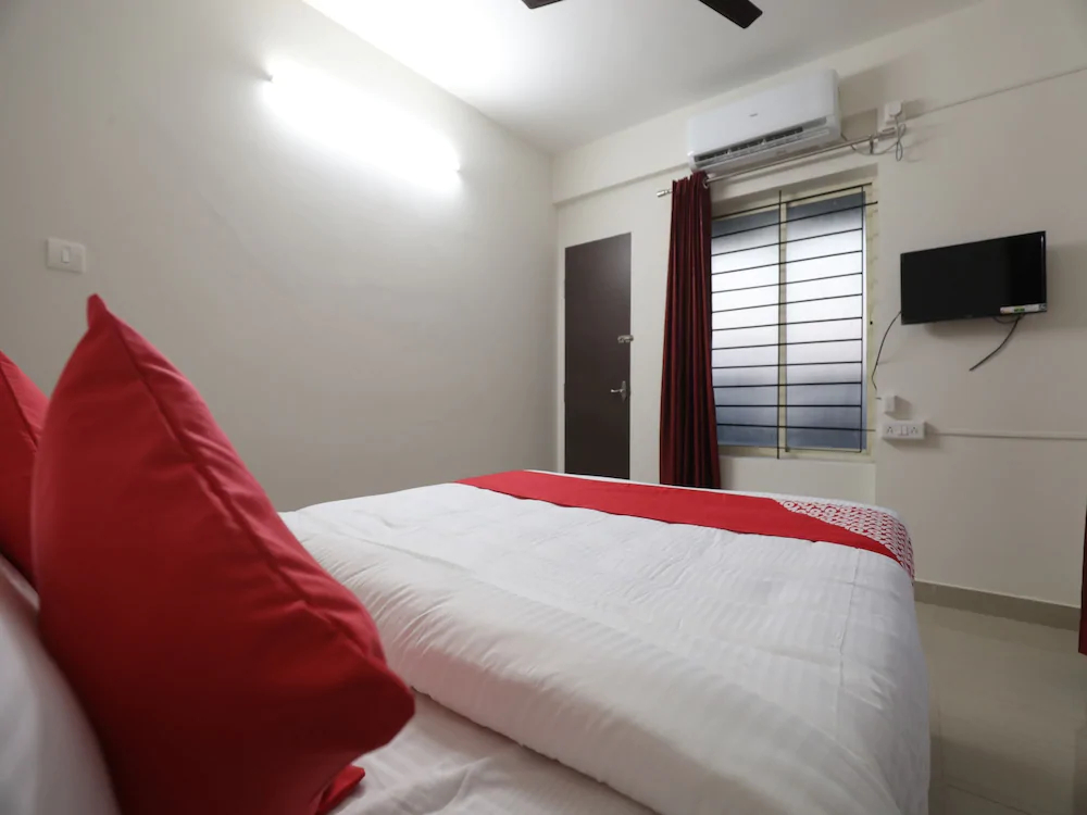 Rachana Palace by OYO Rooms