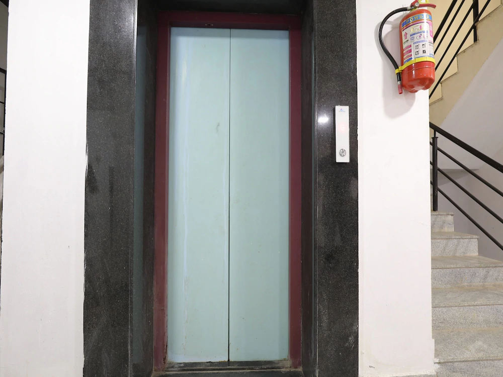 Rachana Palace by OYO Rooms