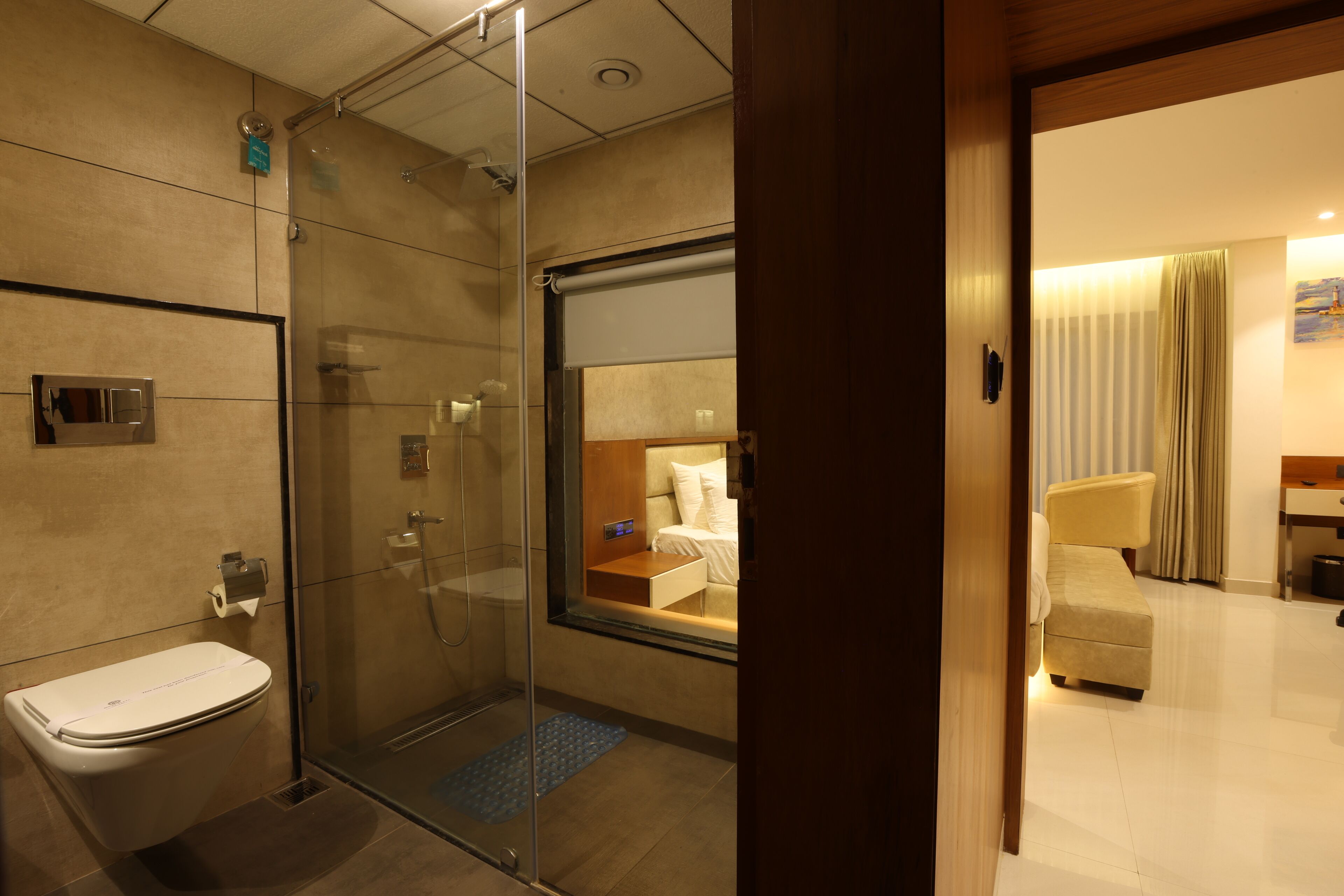 Royal Plaza Suites