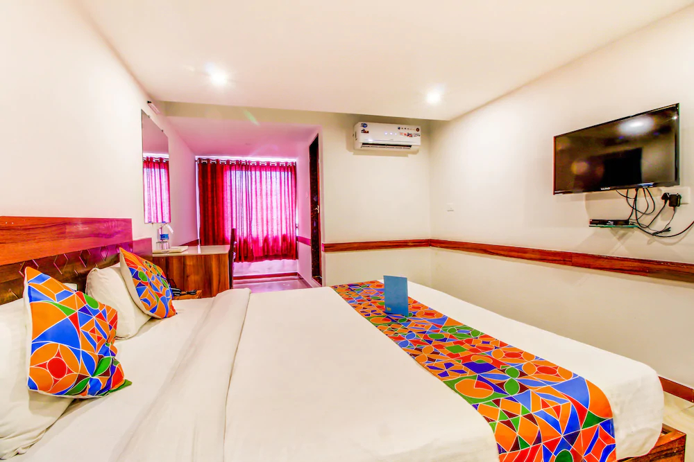 Sai Arya Residency by OYO Rooms
