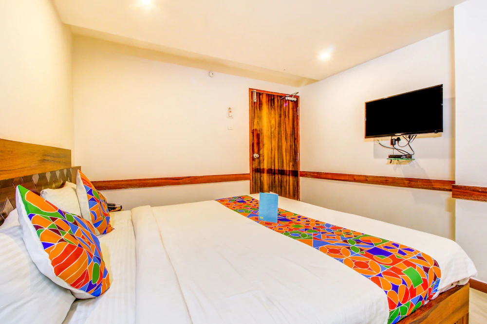Sai Arya Residency by OYO Rooms
