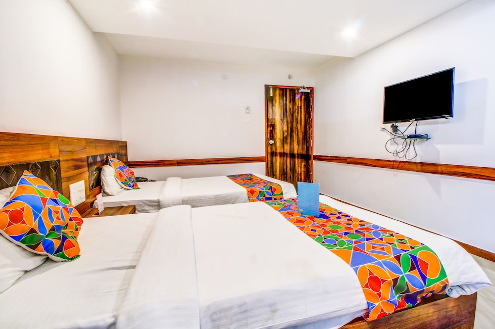 Sai Arya Residency by OYO Rooms