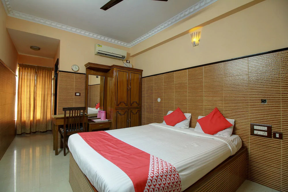 Sama Deluxe By OYO Rooms