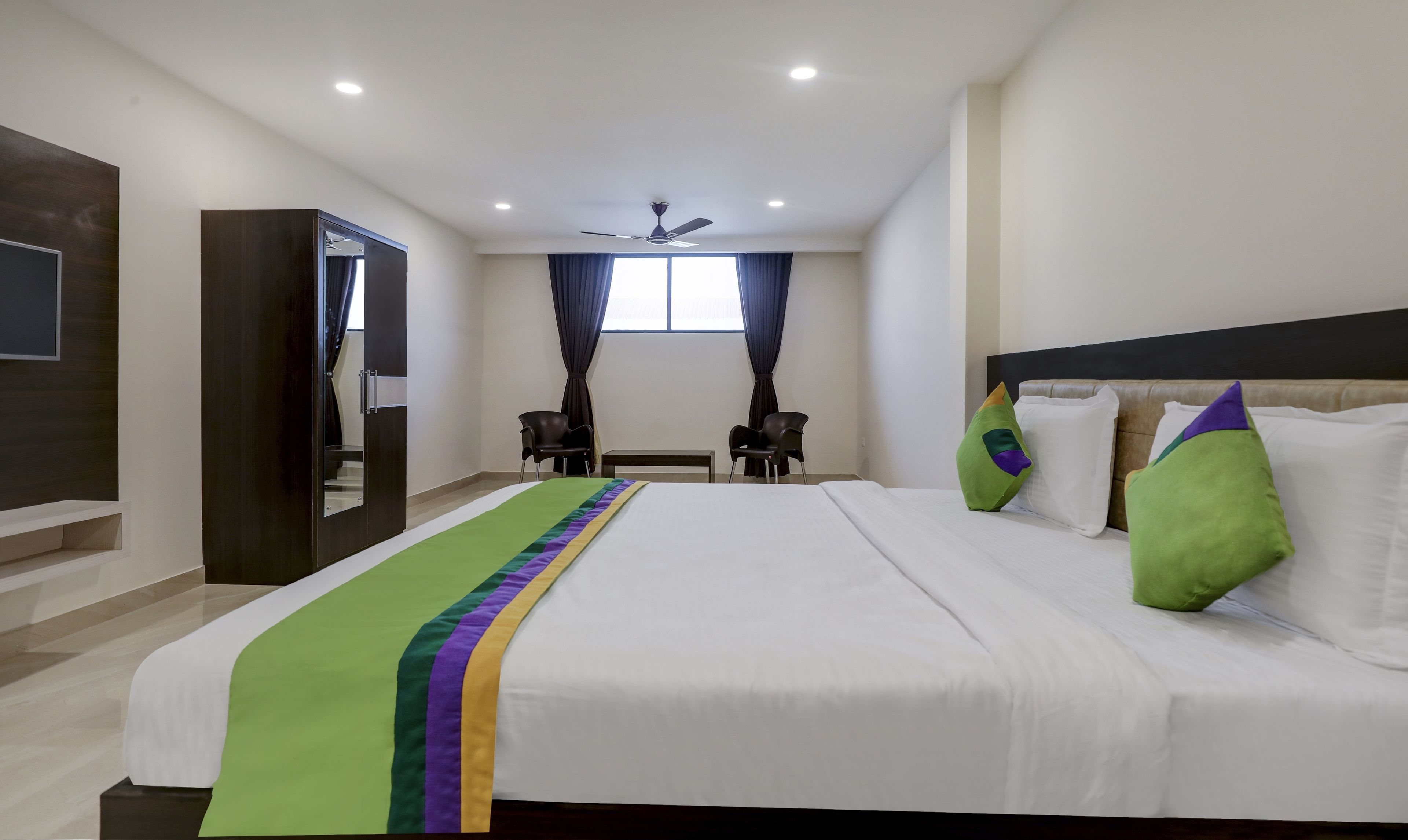 Samit Suites by Treebo