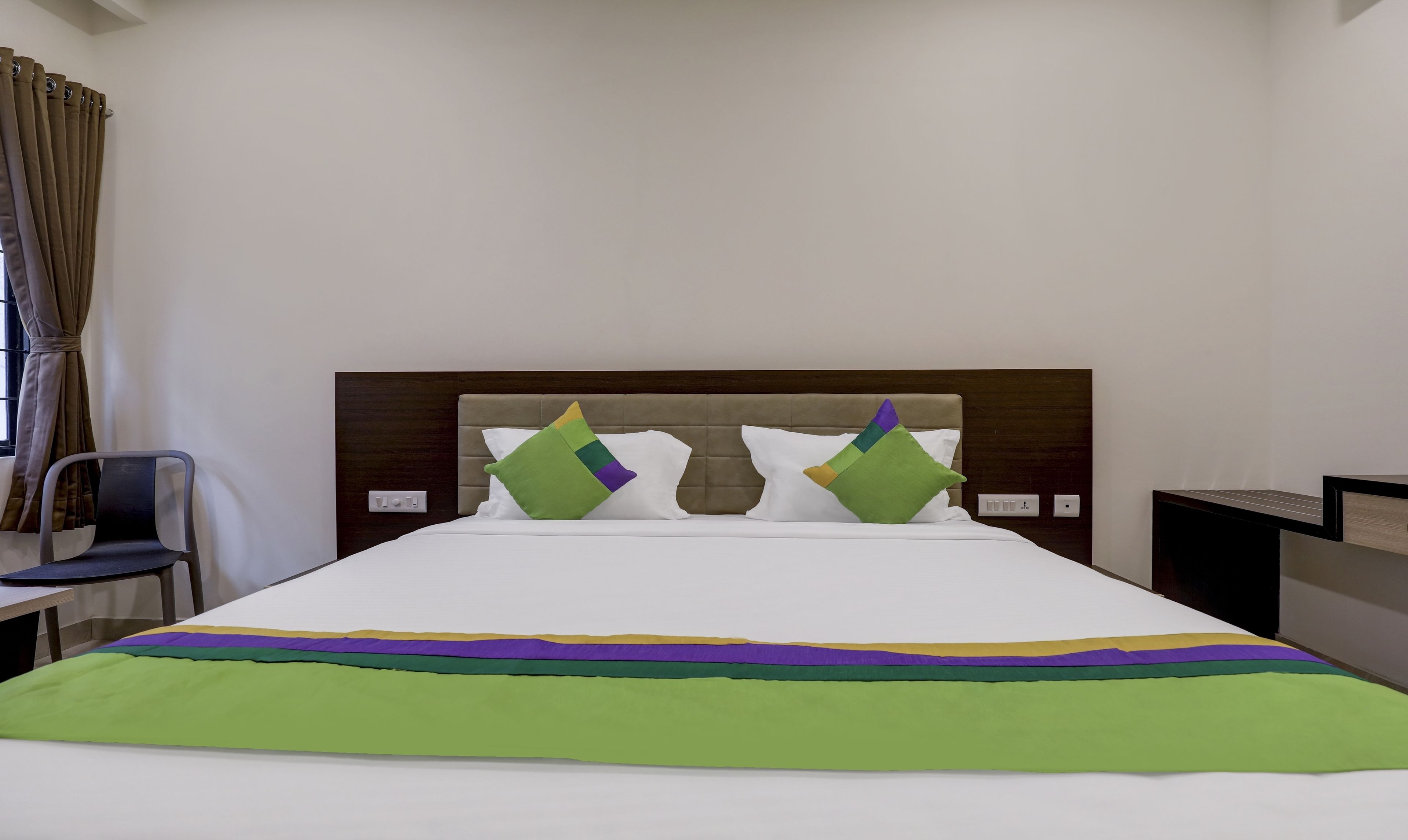 Samit Suites by Treebo