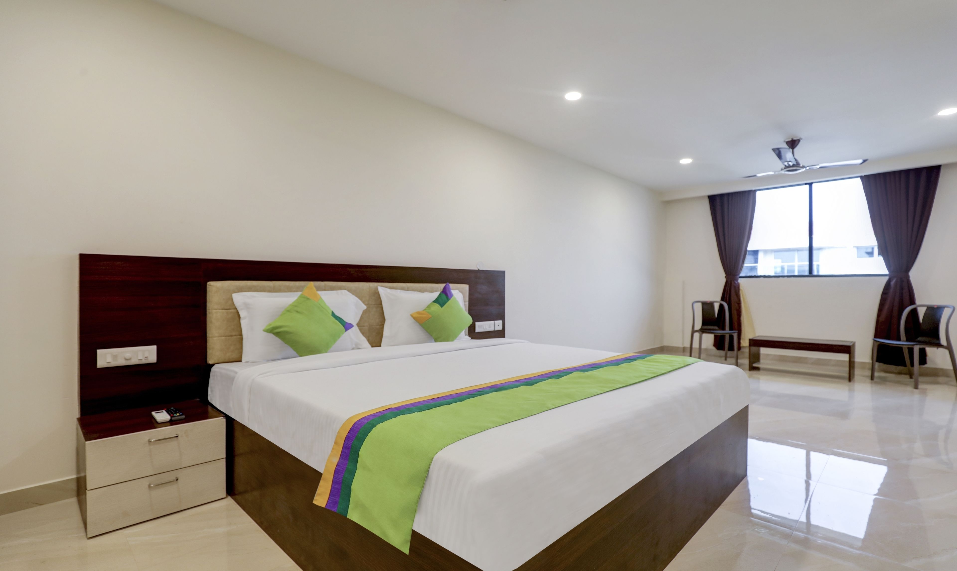 Samit Suites by Treebo