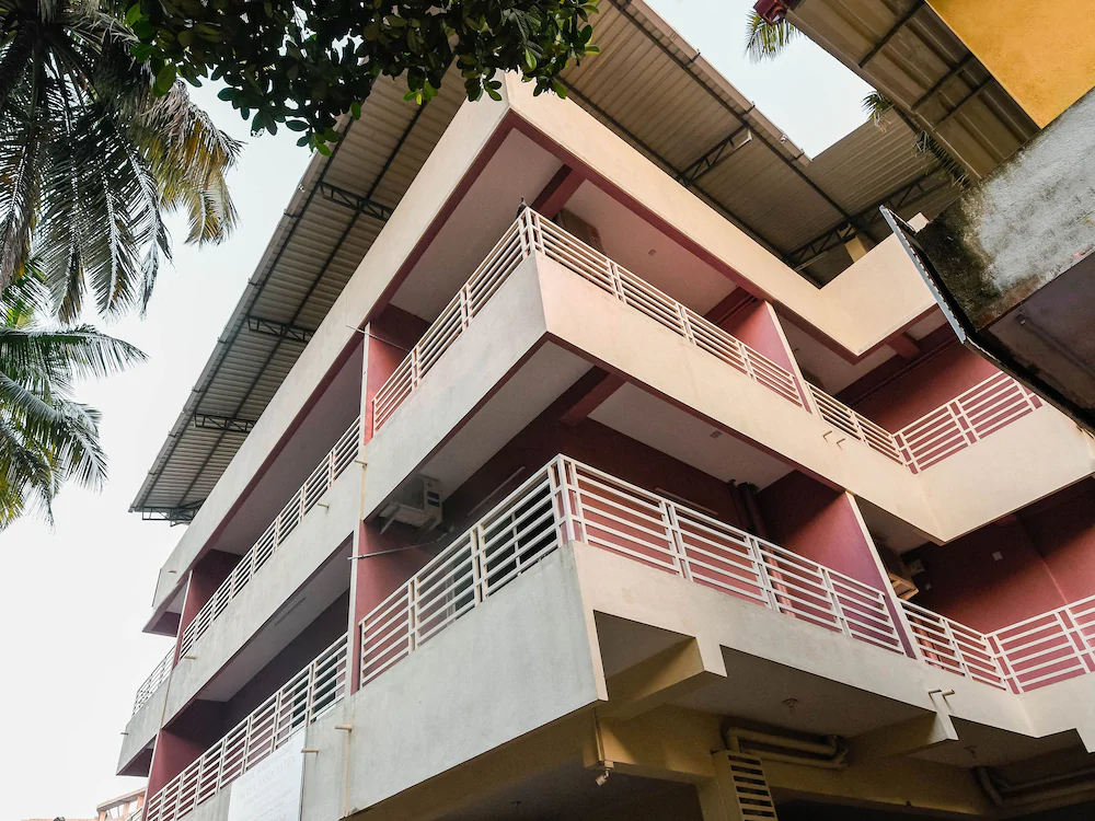 Samruddhi Lodge By OYO Rooms