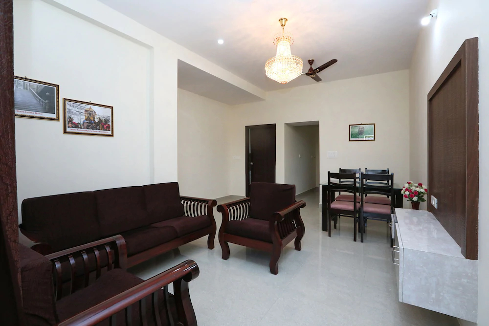 CJS Homes By OYO Rooms