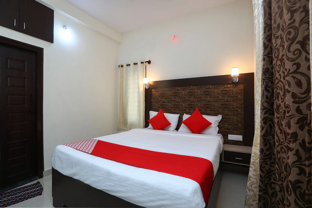 CJS Homes By OYO Rooms