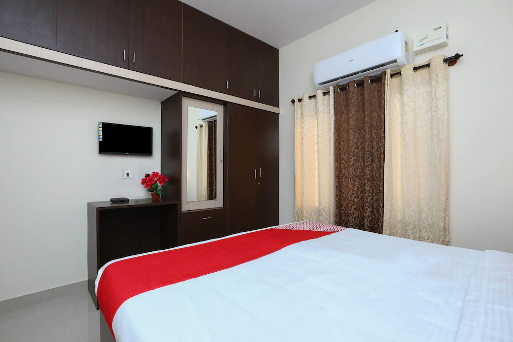 CJS Homes By OYO Rooms