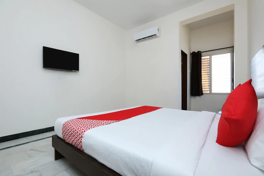 Dsrr Comforts By OYO Rooms