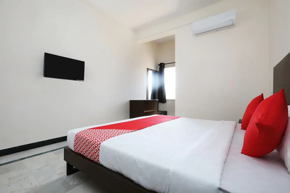 Dsrr Comforts By OYO Rooms