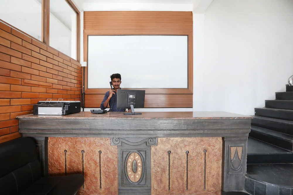 Dsrr Comforts By OYO Rooms