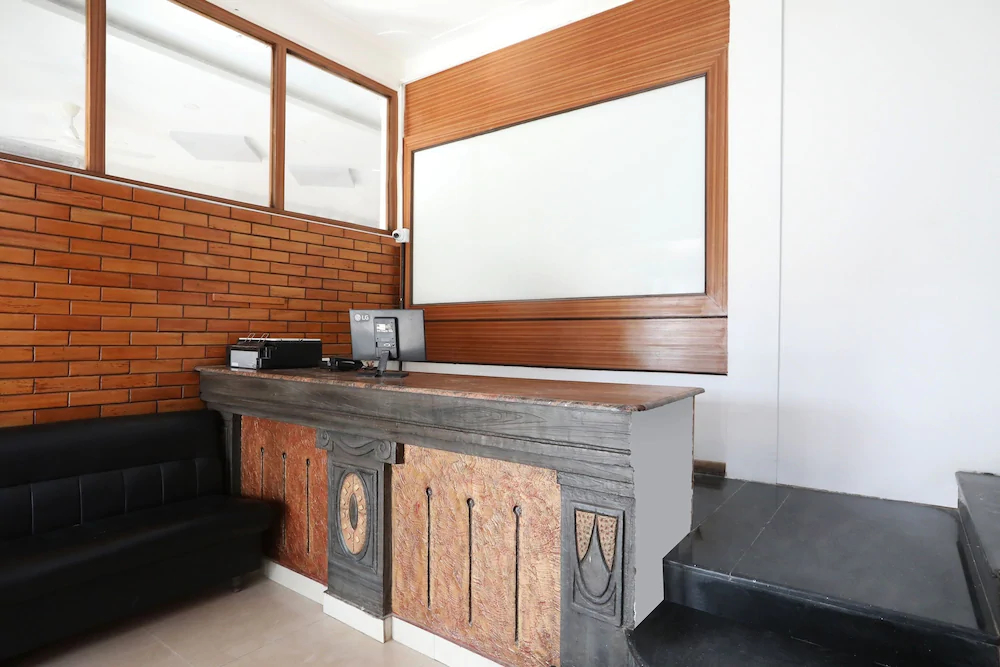 Dsrr Comforts By OYO Rooms