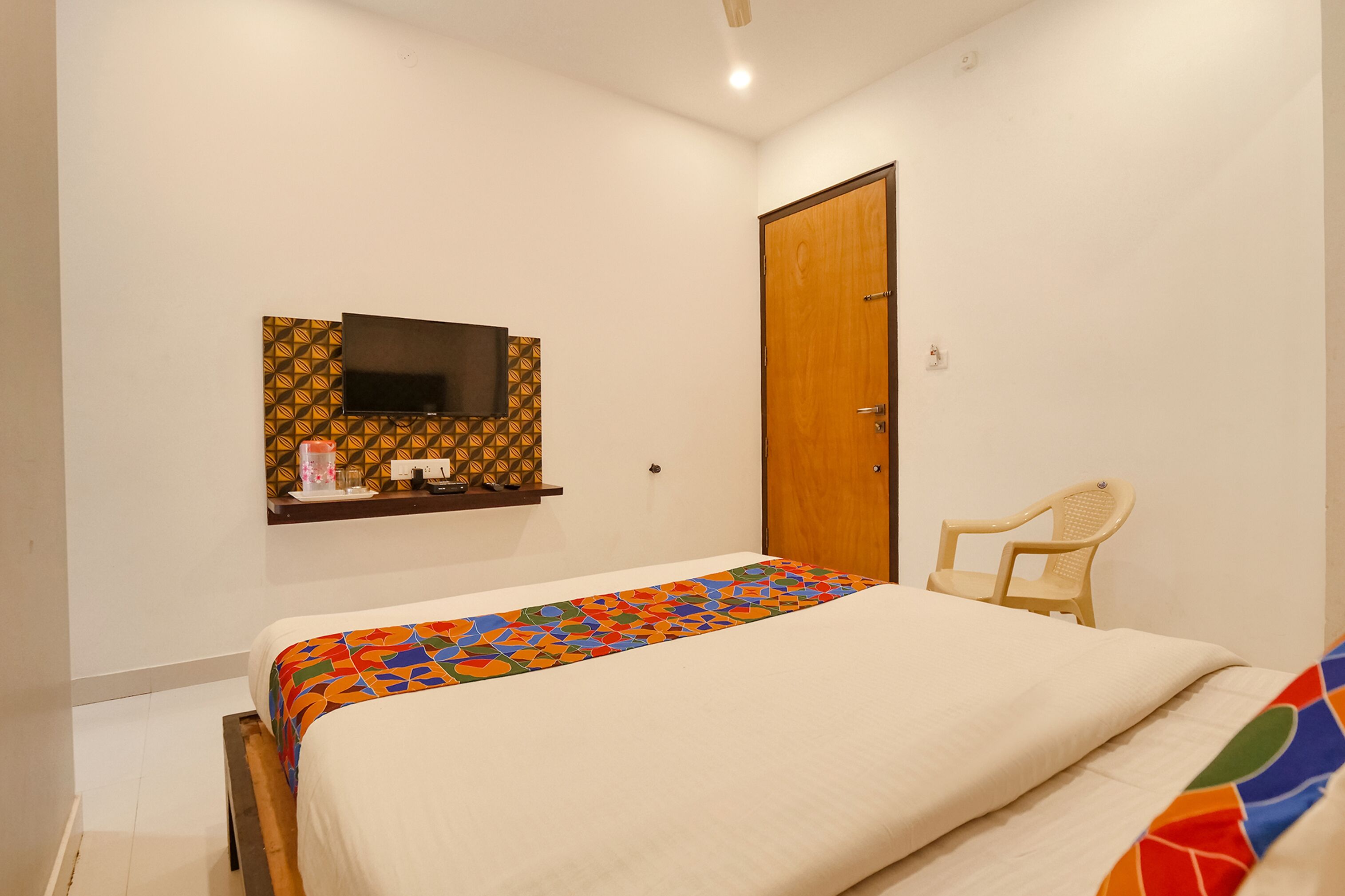 Fabexpress Krishna Suites