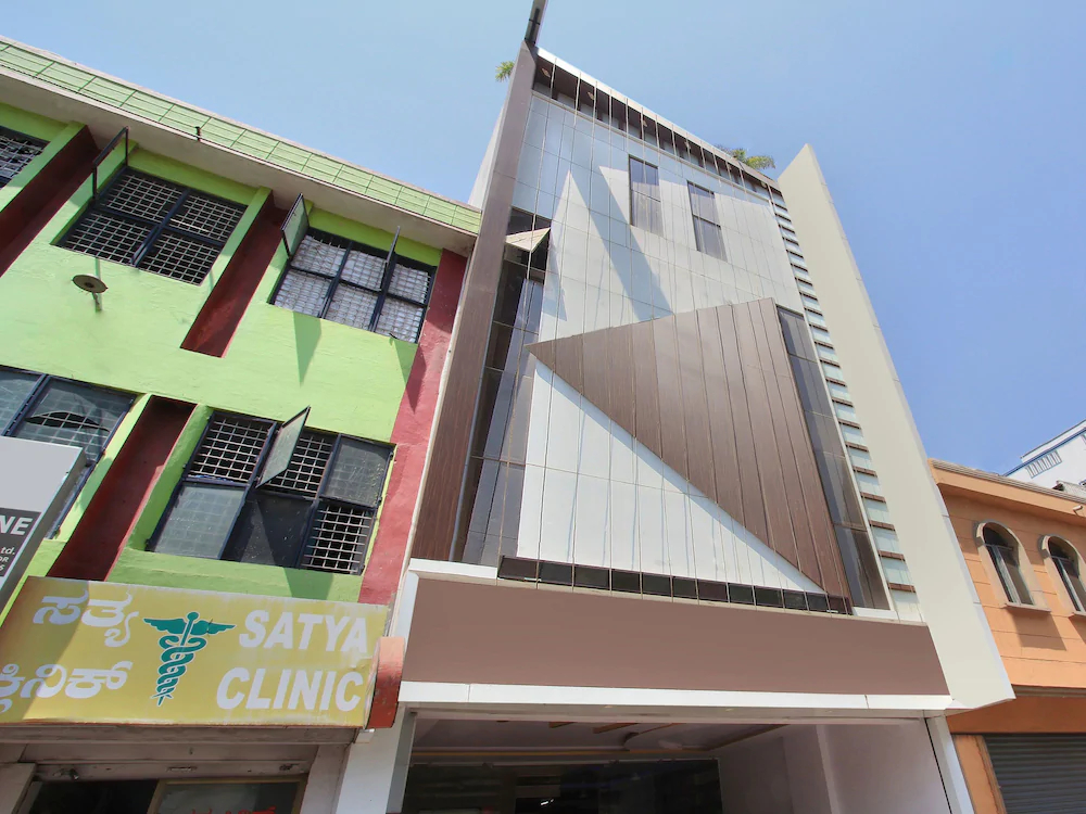 Hotel B S International