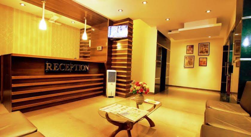 Hotel Rajmahal Inn