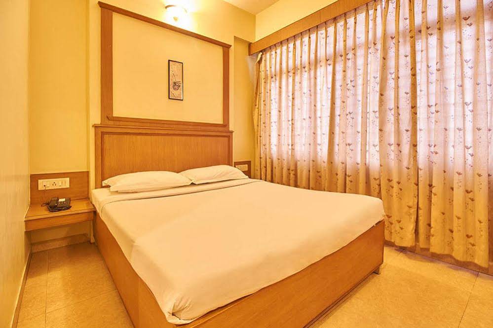 Hotel Roopa