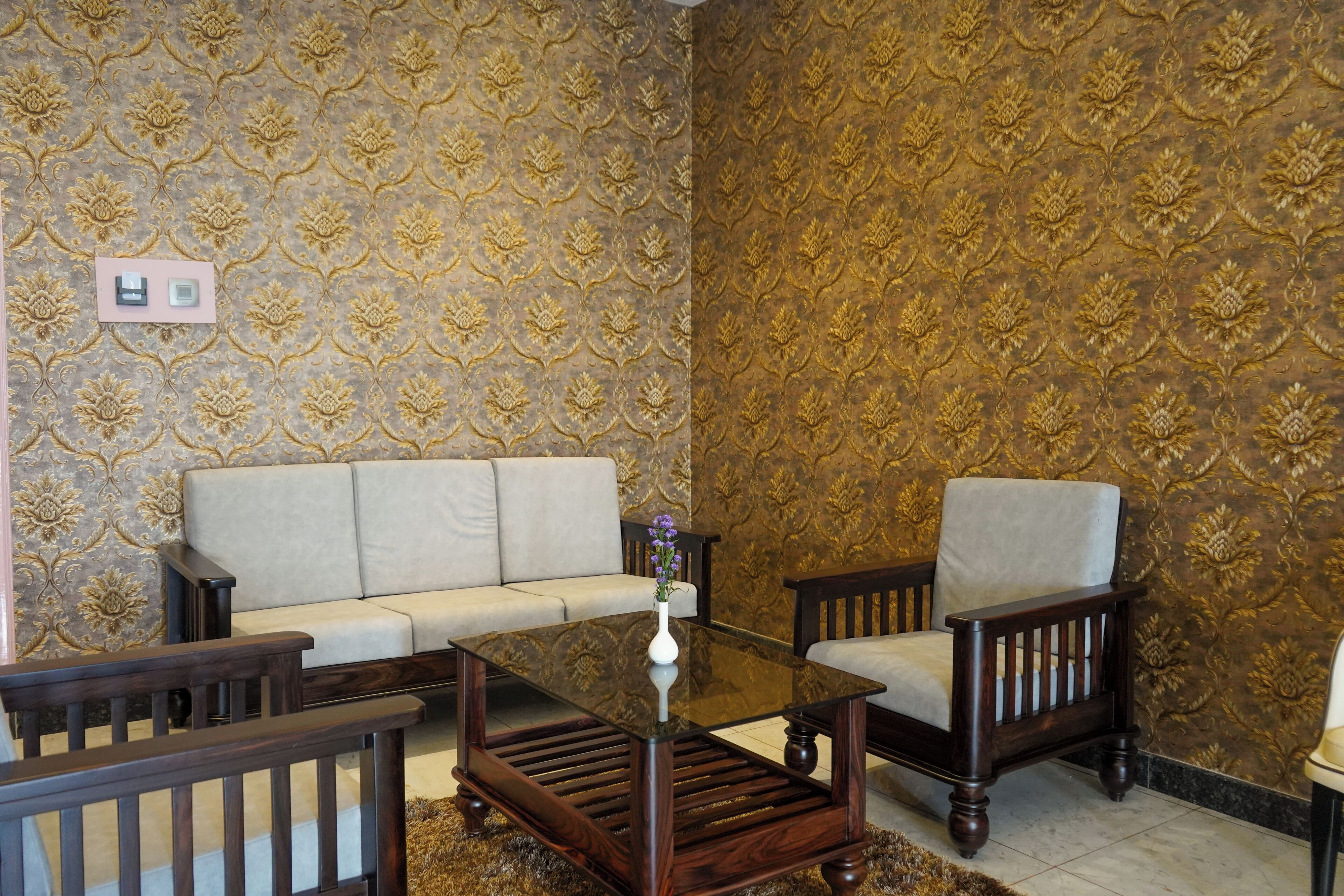 Hotel Yathin