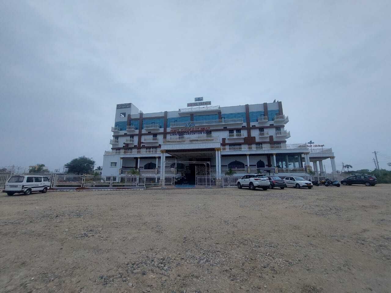 Hotel Yathin