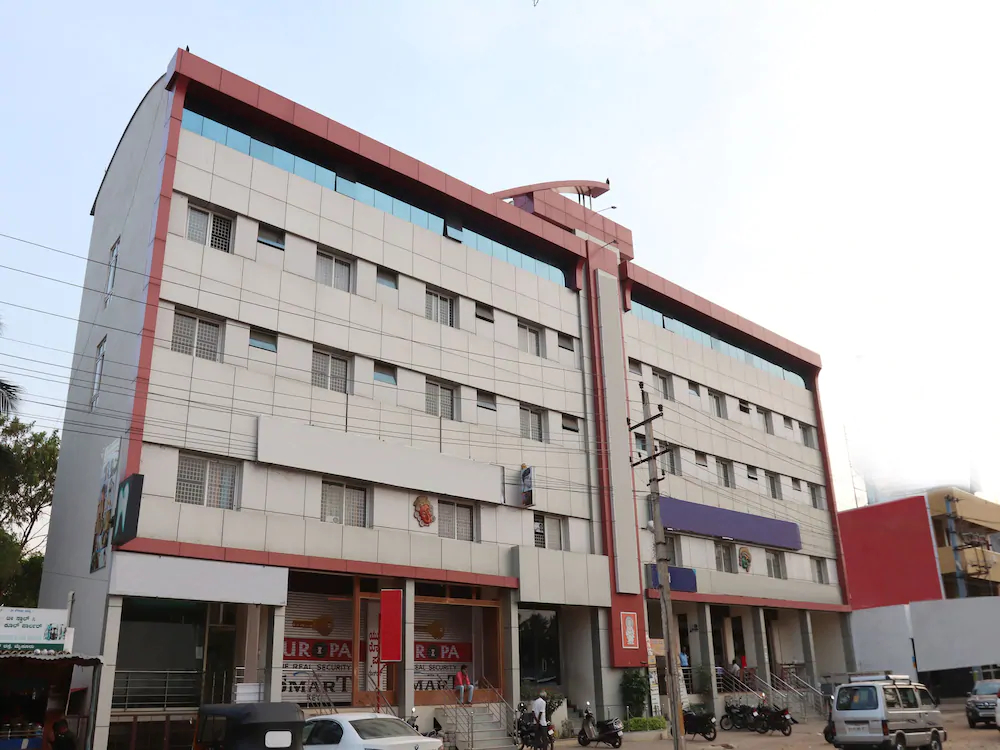 Lotus Inn By OYO Rooms